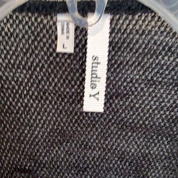 Maurices cardigan floral shoulder, L - Picture 7 of 9